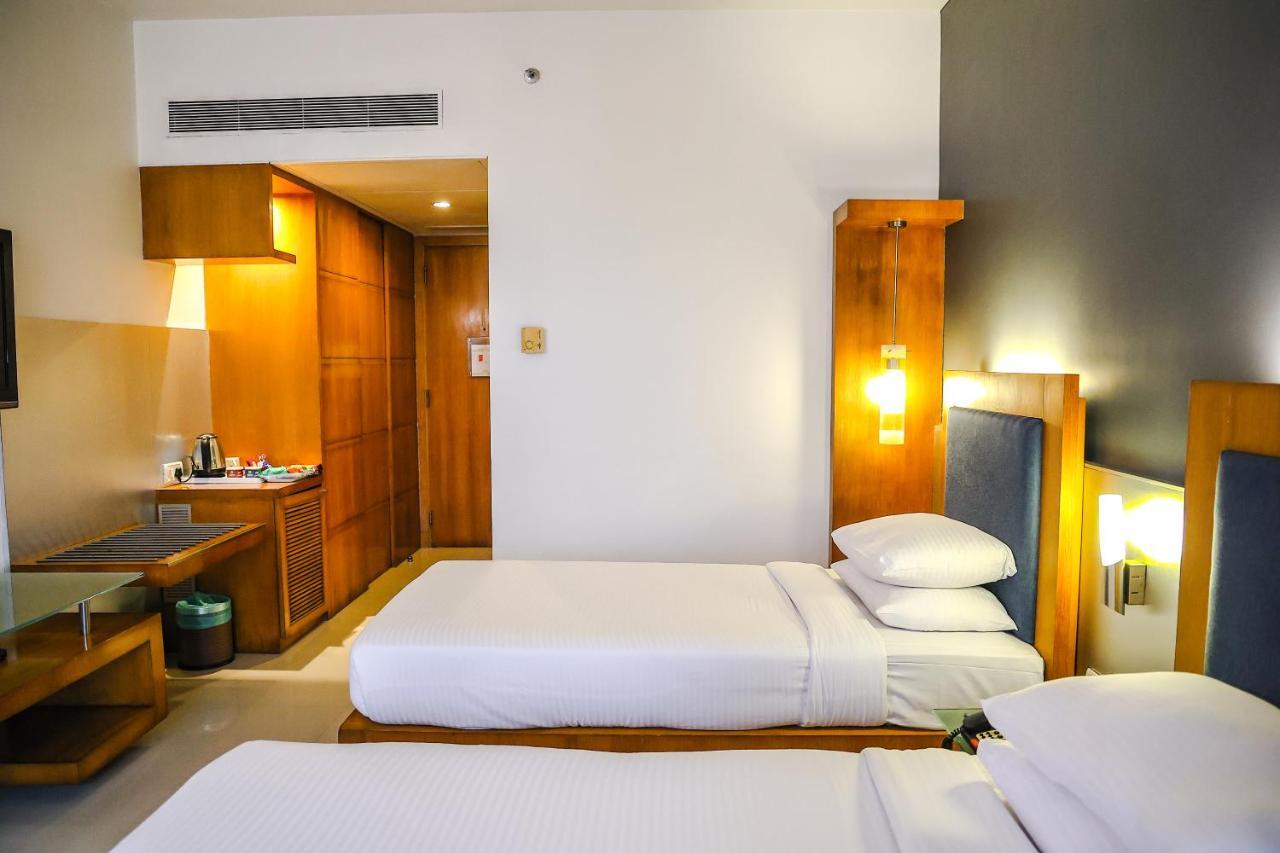 Krishna Palace Hotel Mumbai Eksteriør bilde