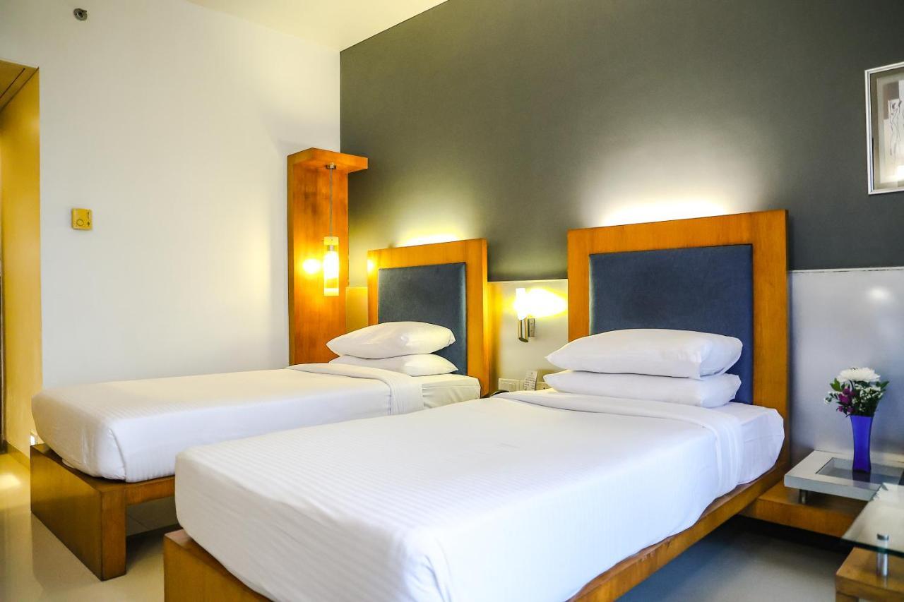Krishna Palace Hotel Mumbai Eksteriør bilde
