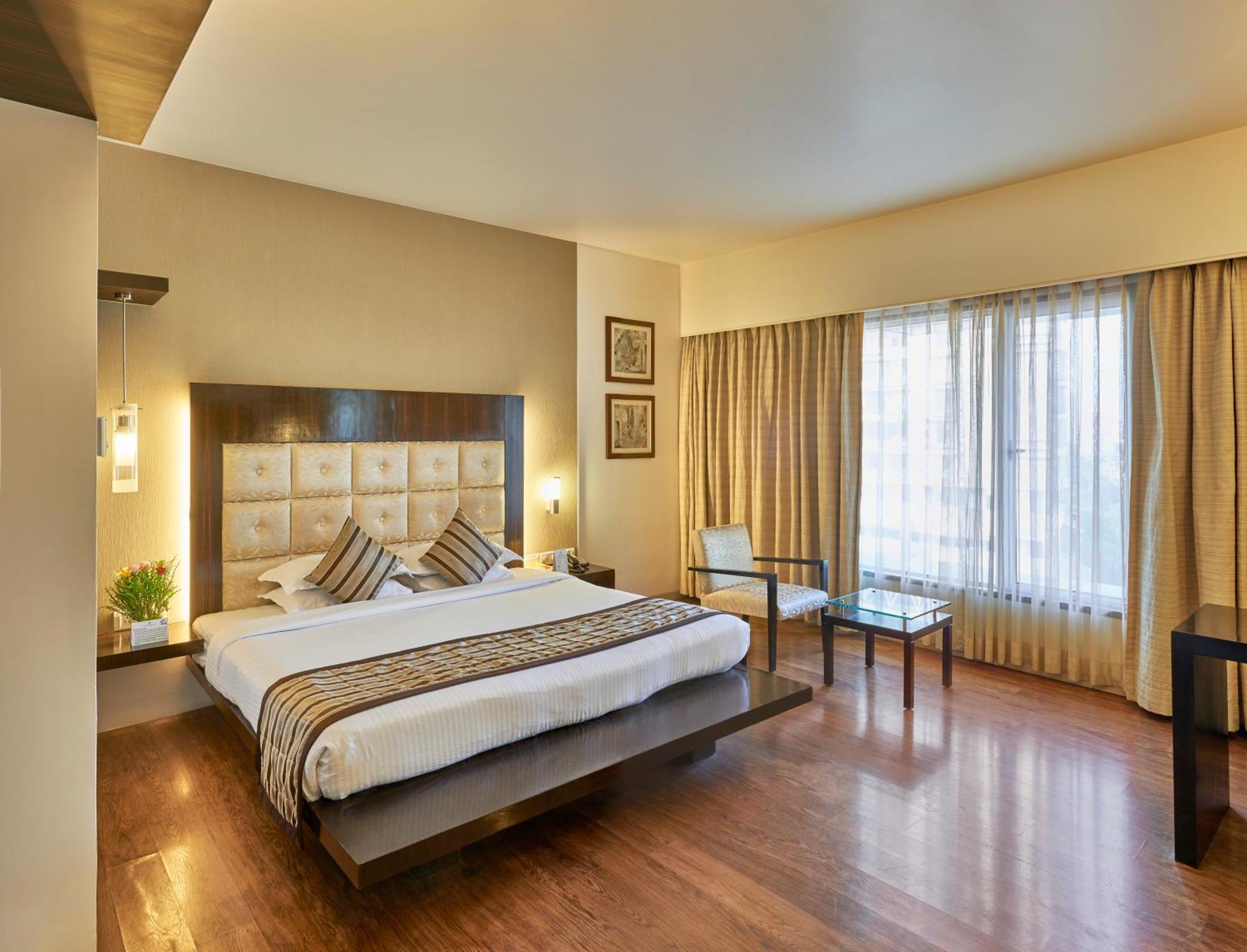 Krishna Palace Hotel Mumbai Eksteriør bilde