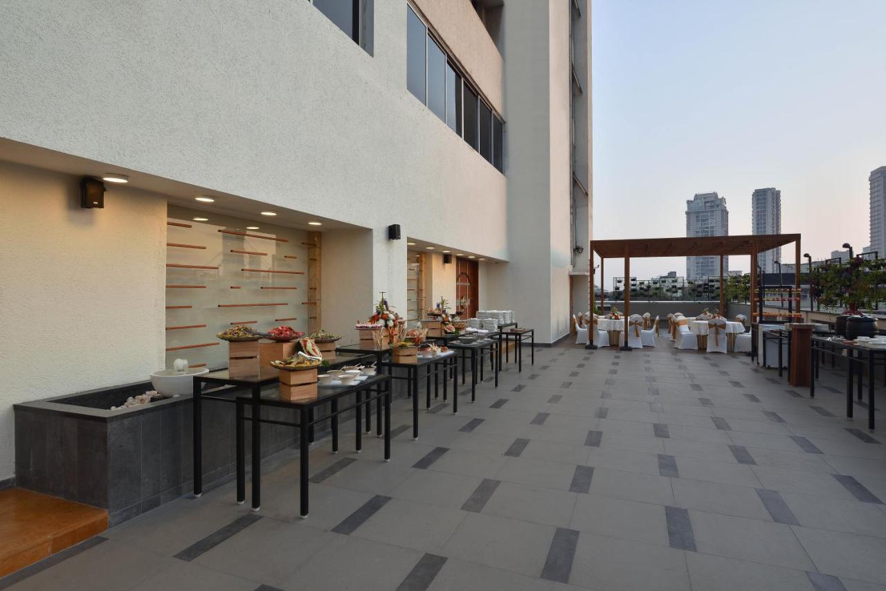 Krishna Palace Hotel Mumbai Eksteriør bilde